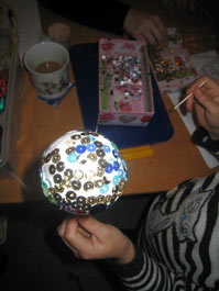 Glitzerkugeln und Twitter . 05. November 2013 
