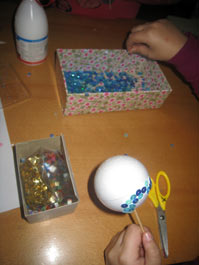 Glitzerkugeln und Twitter . 05. November 2013 